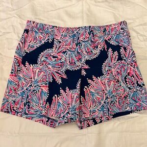 Lily Pulitzer shorts size 2